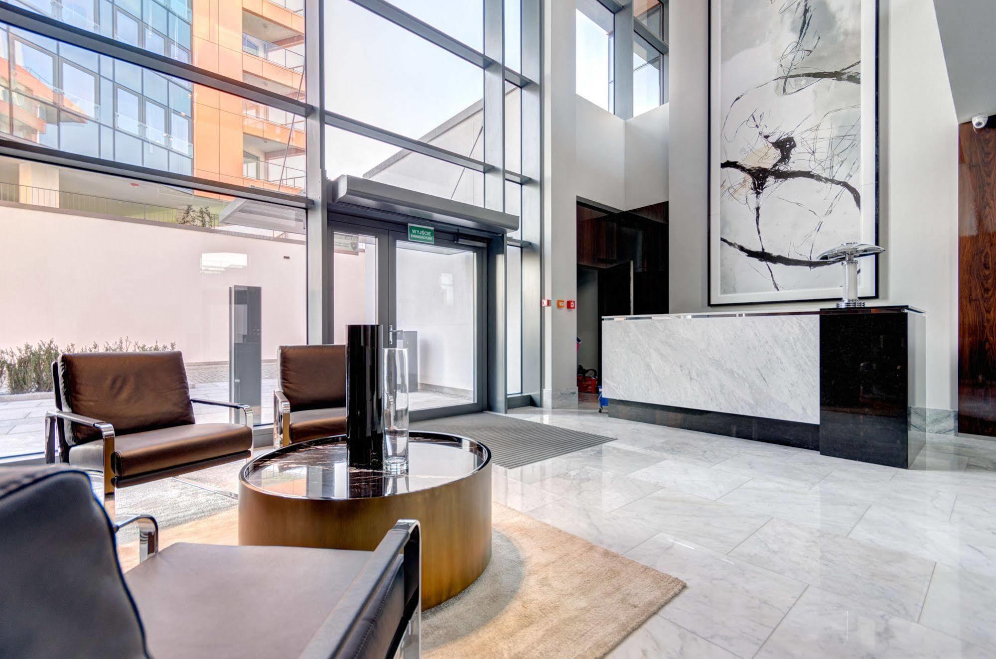 Dom & House - Apartments Brabank Old Town غدانسك المظهر الخارجي الصورة